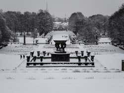 El Parque Vigeland nevado